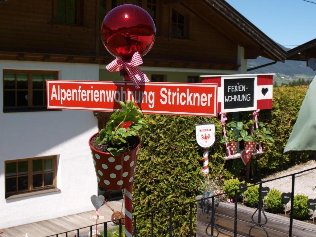 Alpenferienwohnung Strickner Нойштифт-им-Штубайталь Экстерьер фото